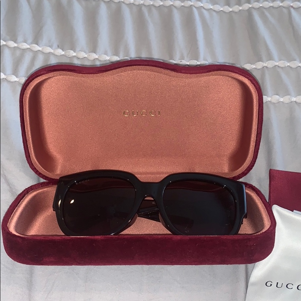 Gucci SunglassesNWOT - Picture 9 of 16
